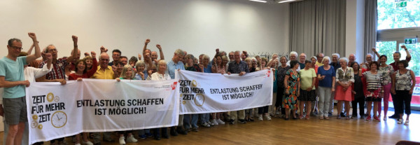 GEW-Jubilare in Solidarität mit allen aktiv Beschäftigten an den Hessischen Schulen